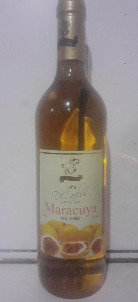 VINO DCARLOS MARACUYA 750mL